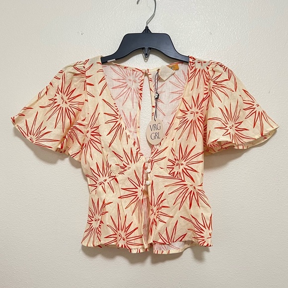 NWT VRG GRL sun solei printed button front cropped linen top - Picture 2 of 3